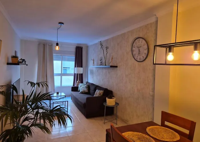 Exposito's Vacation דירה *